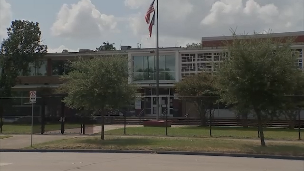 McReynolds reopens as alternative school despite cited poor condition