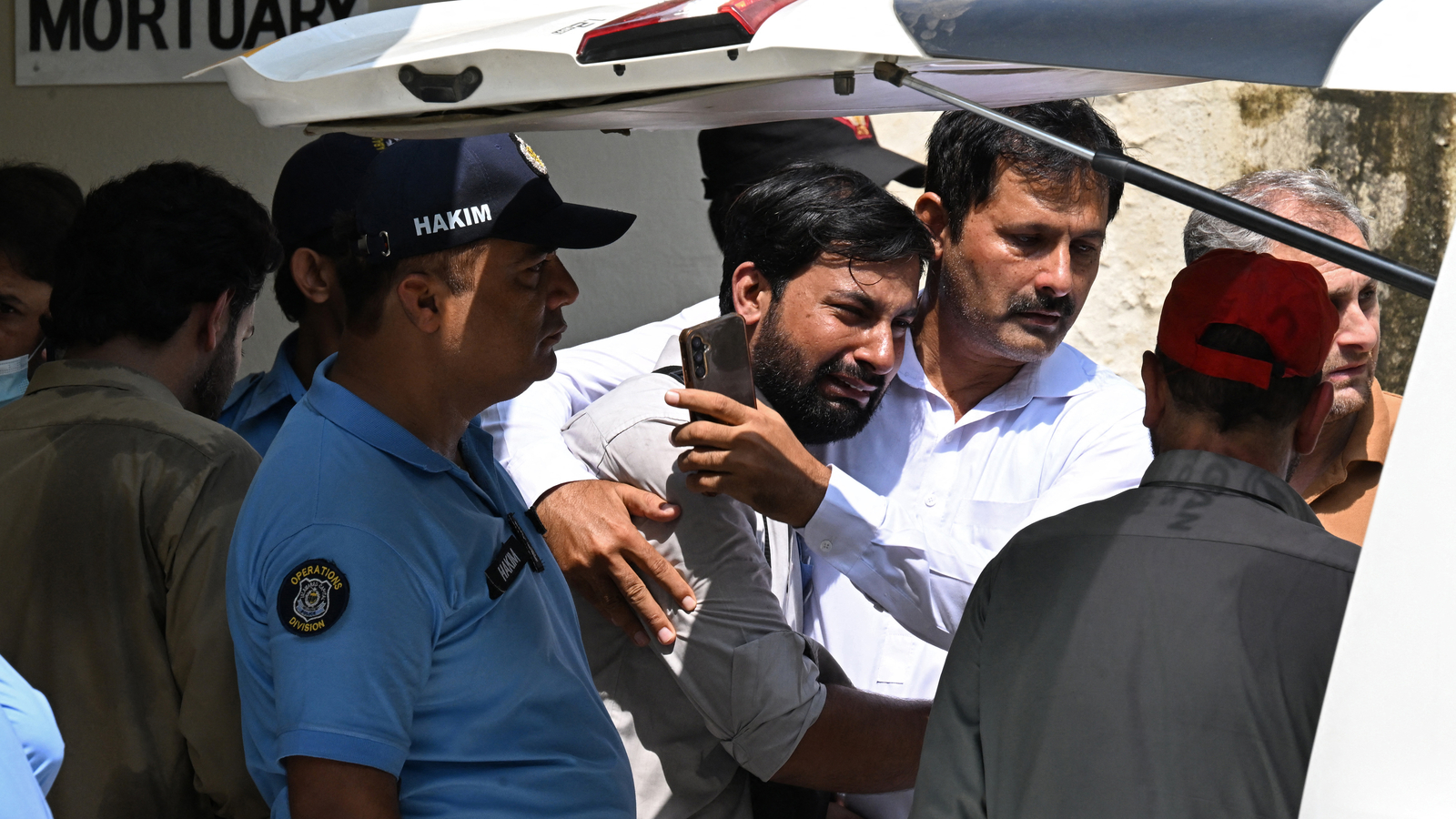14 newborns killed in fire at Pakistan hospital, doctor says