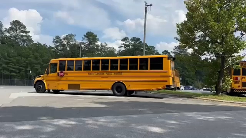 Transportation glitch disrupts school start in Chapel Hill, Carrboro