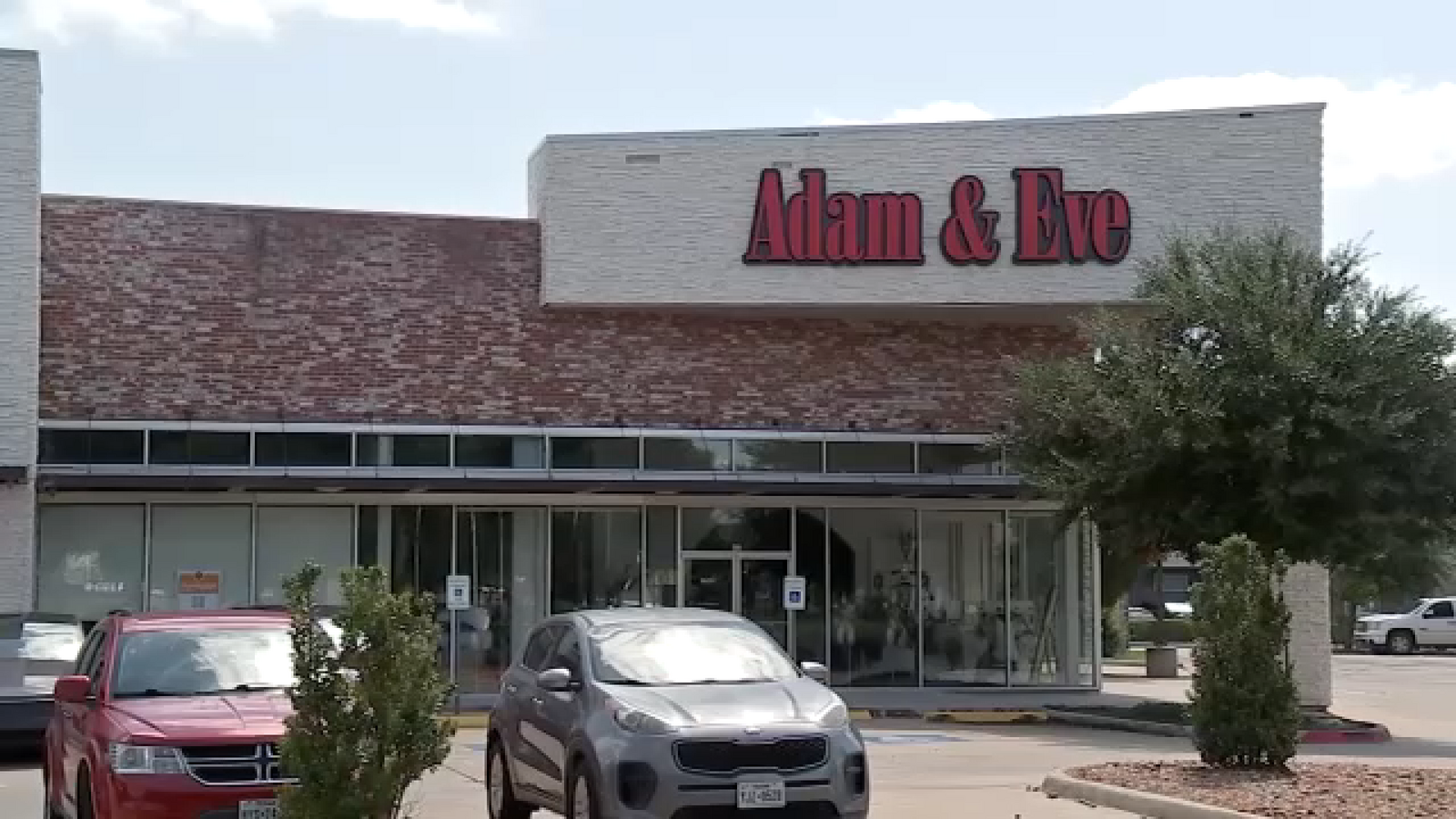 Adam and Eve store sues Fort Bend County over sexually oriented-business label