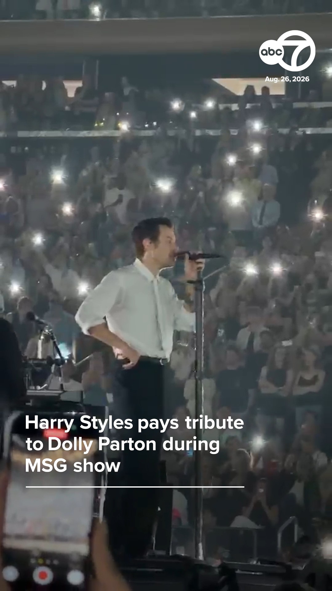 Harry Styles pays tribute to Dolly Parton during MSG show