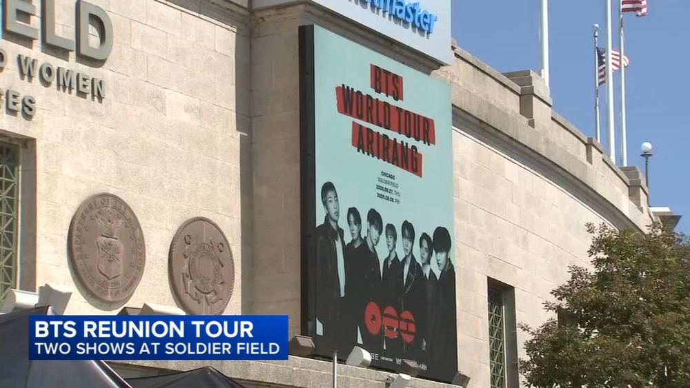 K-pop fans take over Chicago for BTS World Tour concert