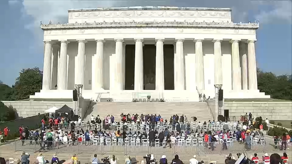 Buses leave Harlem for DC for 'Defend the Vote' rally