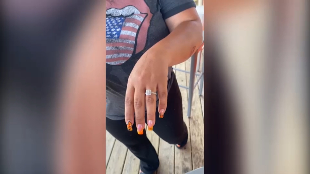 Hudson River divers recover lost engagement ring