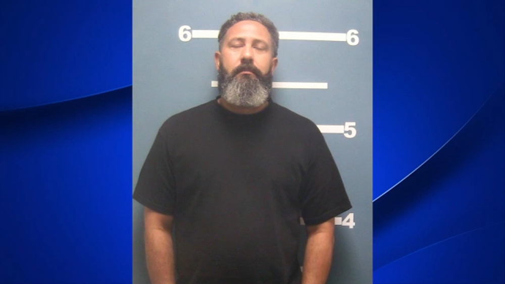 42-year-old Visalia man arrested for attempted murder following stabbing