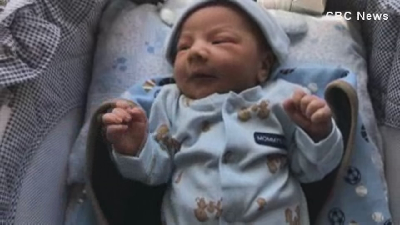 Refugees name baby after Trudeau