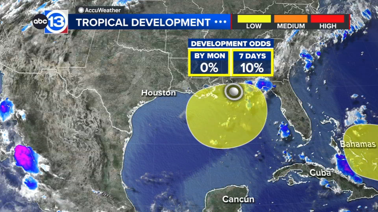 Dolly weakens over the central Atlantic