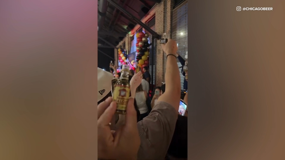 Chicago sets record for most people to down shot of Malort at once