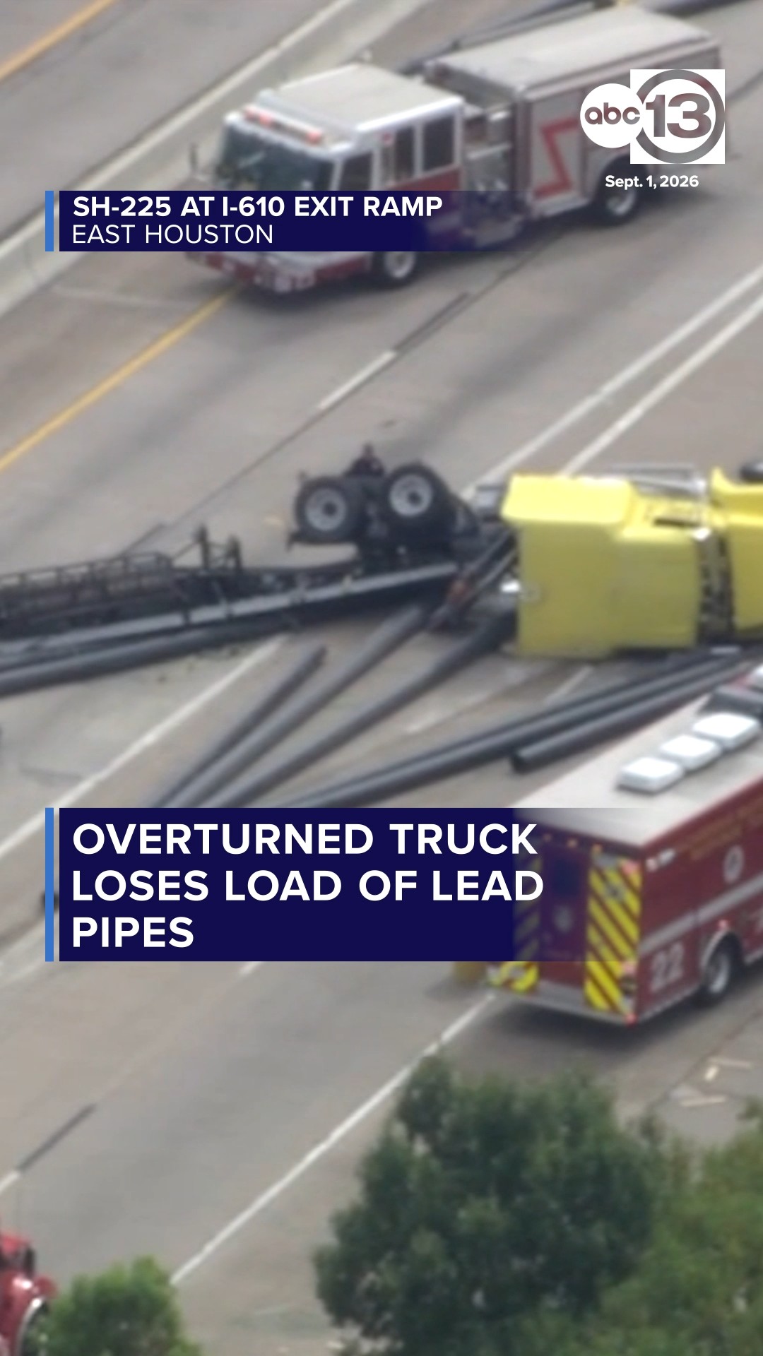 18-wheeler loses load, pipes