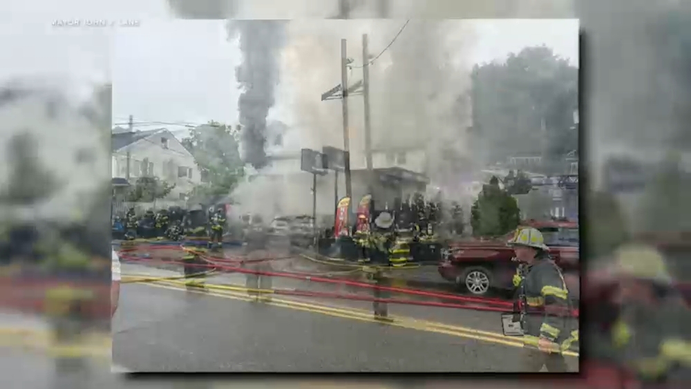 6 firefighters taken to hospital after stubborn tire shop fire in Hawthorne, NJ