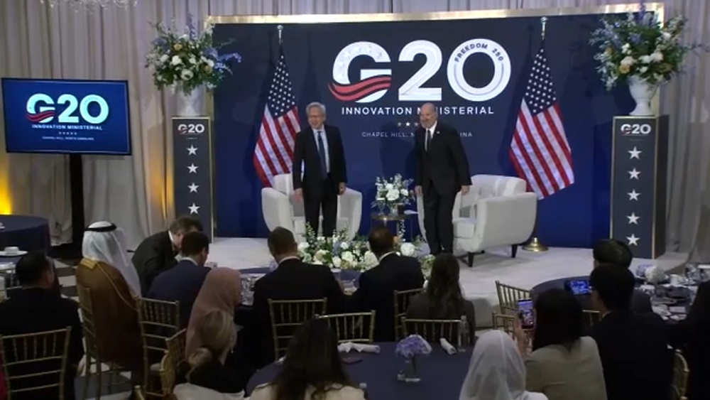 Day 2 of G20 Summit centers on AI's effect on jobs