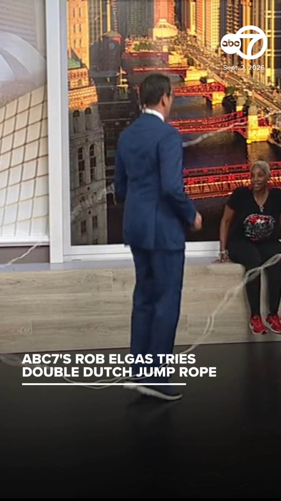 ABC7 Chicago's Rob Elgas tries double dutch jump rope for first time