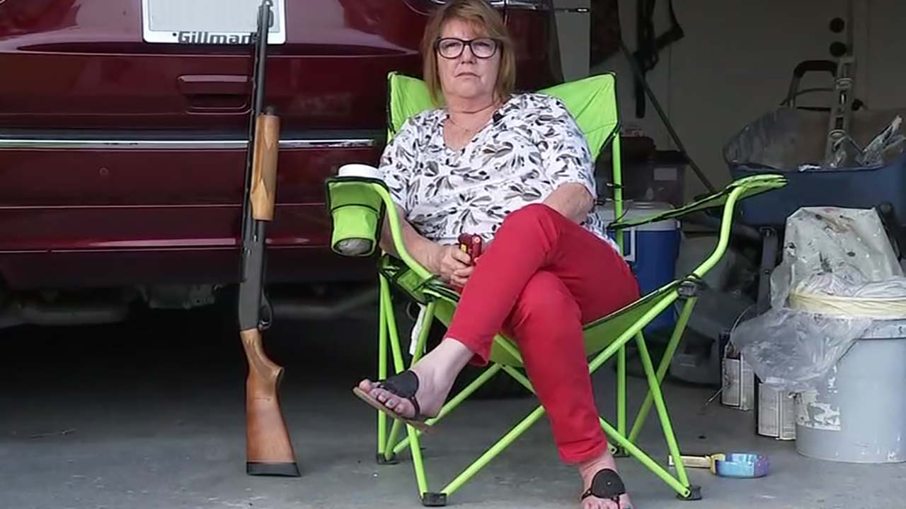 Woman takes fighting crime into her own hands