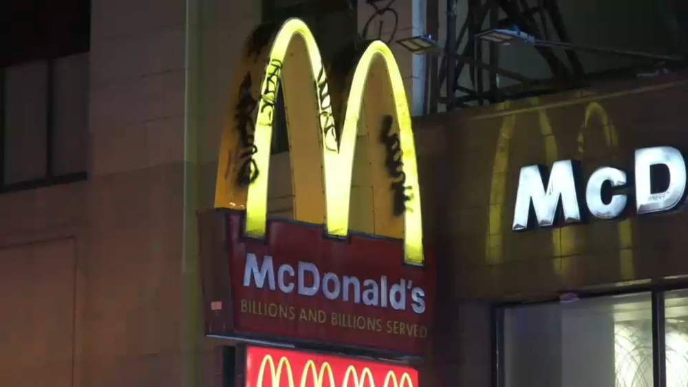 Man stabbed in back inside Greenwich Village McDonald's