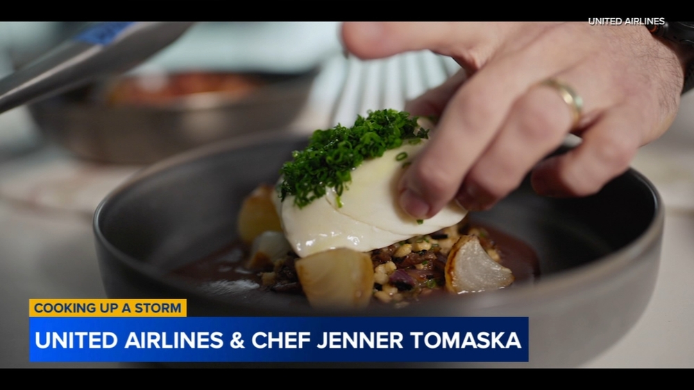Michelin-starred Chicago chef helps design United Airlines menu
