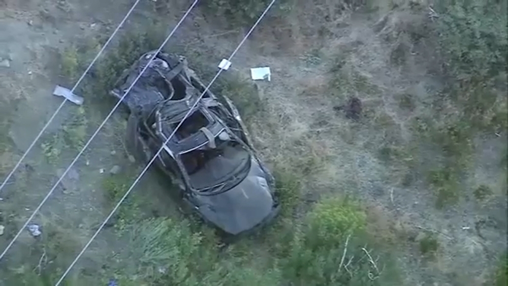 4 killed in rollover crash near Wrightwood
