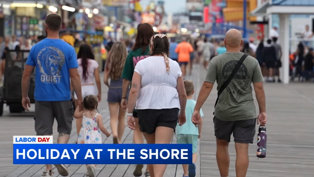 Crowds kick off summer's final holiday at the Jersey Shore