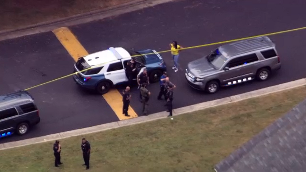 Man dies after shooting at Raleigh apartment complex