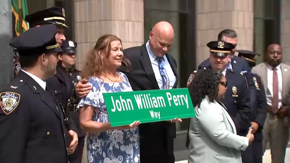 Street renamed for NYPD hero who ran to Ground Zero on his day off