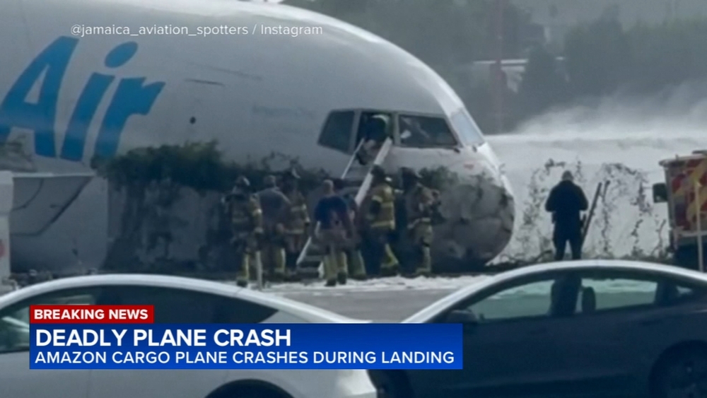 At least 5 dead after cargo plane barreled off runway at Miami airport