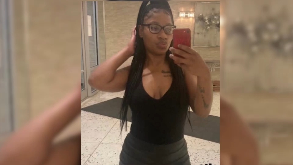 Police search for killer who beat mother to death in front of her 7-year-old daughter