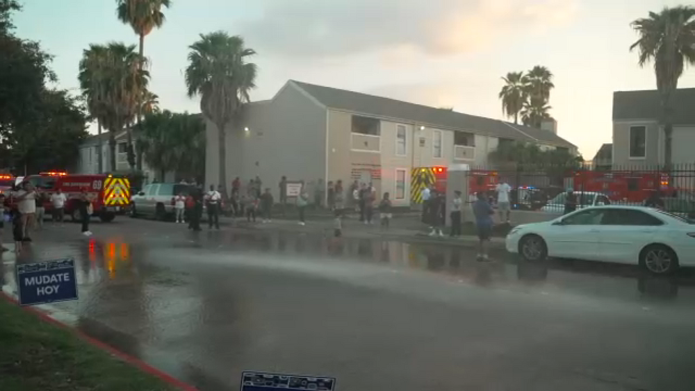 HFD work to cool down Sharpstown residents on fifth day without power