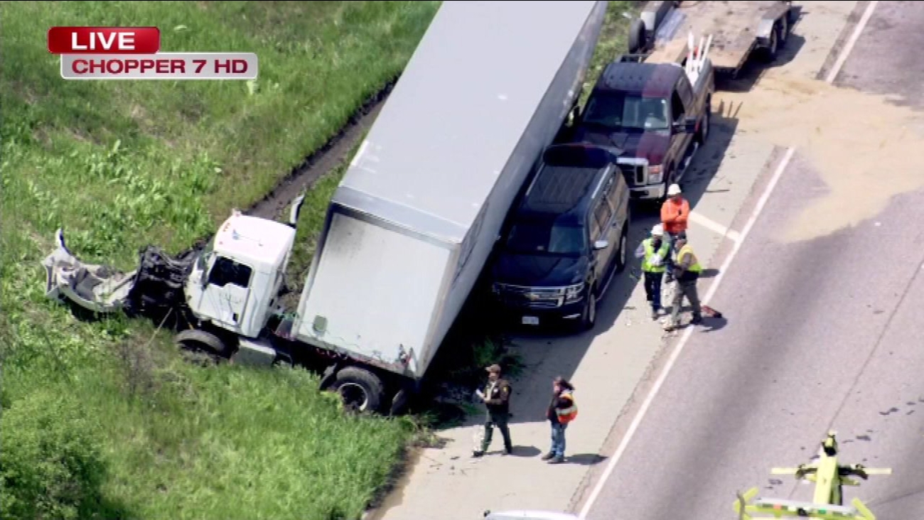 NB I55 reopens near Willow Springs Rd. after crash ABC7 Chicago