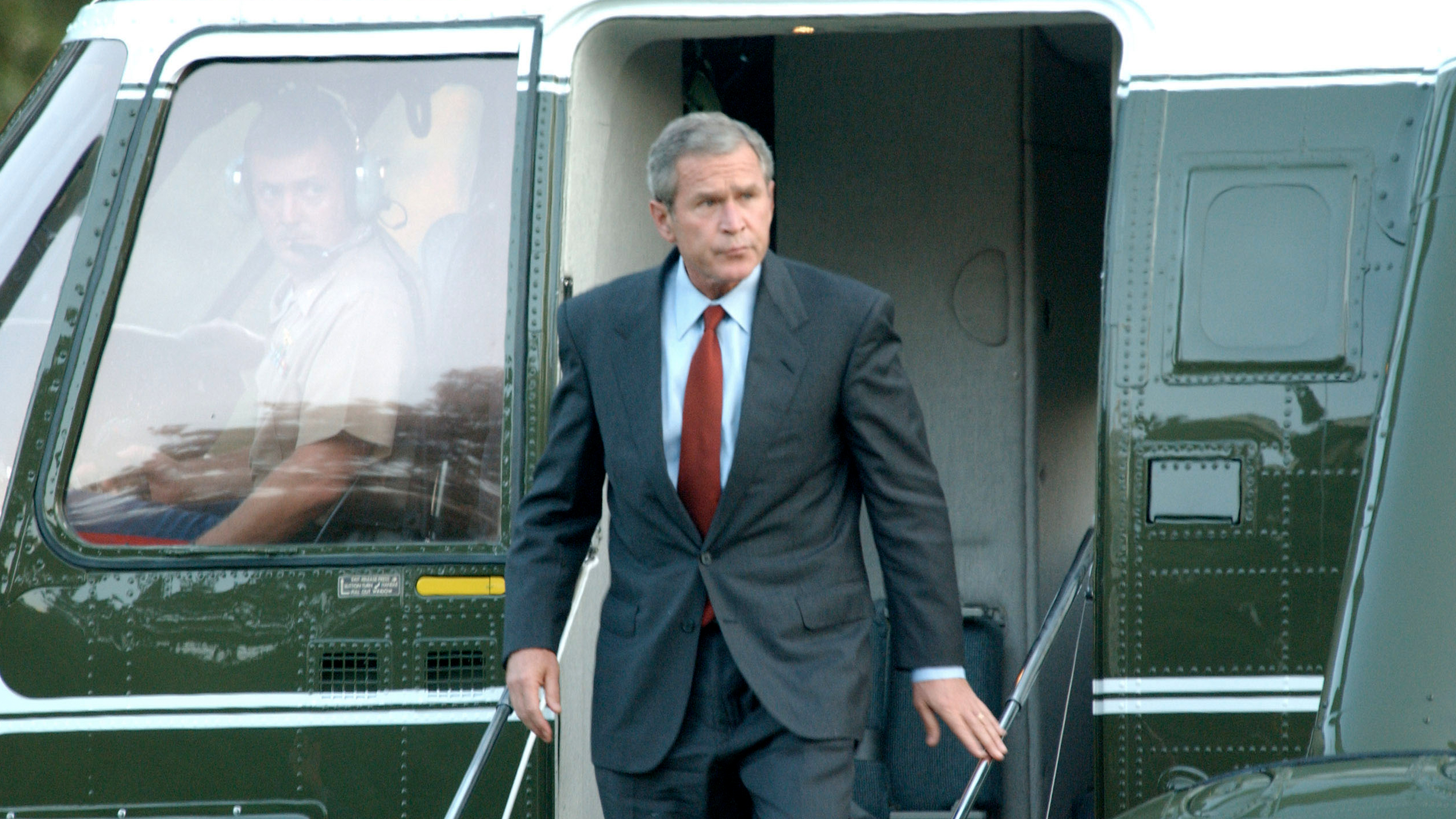 President George W. Bush arrriving at the White House following terrorist attacks on the World Trade Center and the Pentagon. 