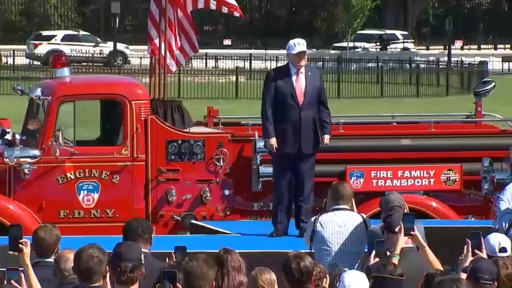 Trump honors first responders in Washington ahead of 9/11 anniversary