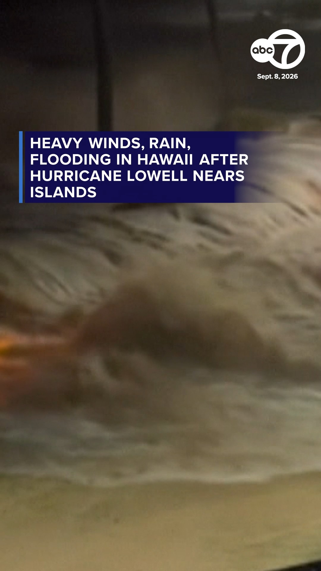 Heavy rain, winds in Hawaii after Hurricane Lowell nears islands