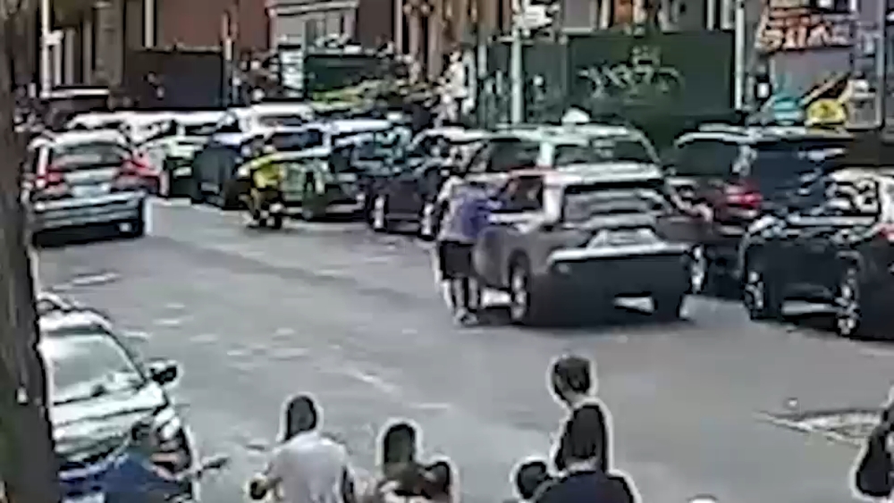 Off-duty NYPD officer saves unconscious driver