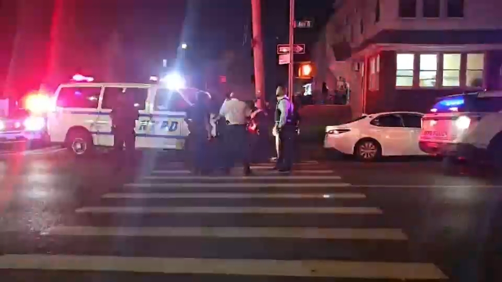 Officer opens fire on suspect during armed carjacking in Brooklyn