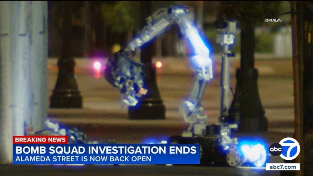 Suspicious item found near downtown LA federal building