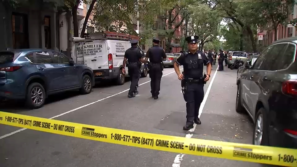 1 man killed in double stabbing in Hell's Kitchen; person of interest in custody