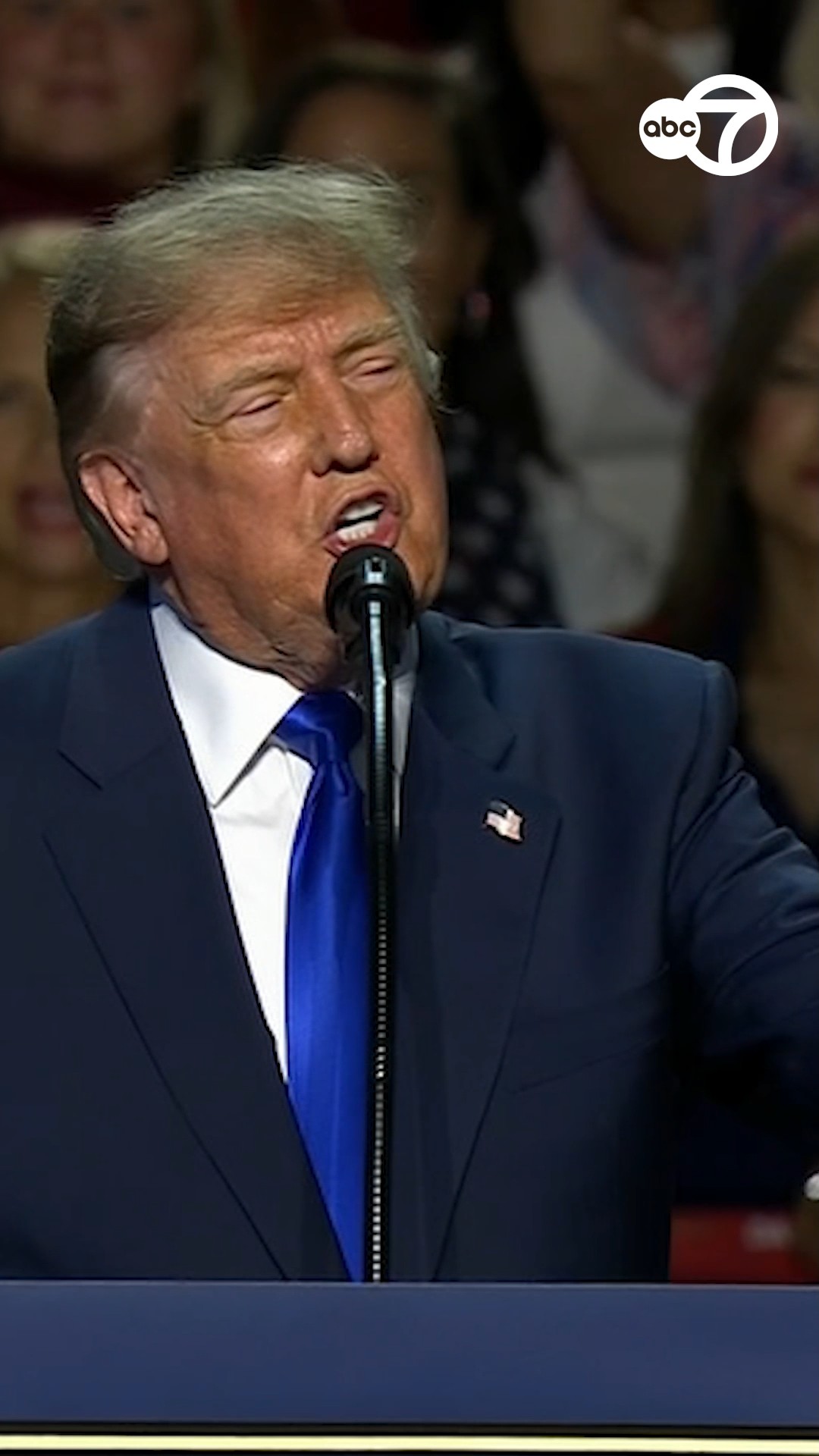 President Trump rallies voters at GOP midterm convention in Dallas
