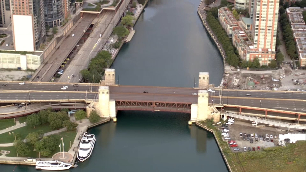 DuSable Lake Shore Drive bridge overnight closures start Thursday 
