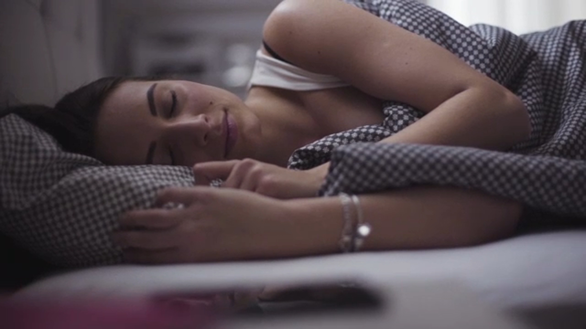 The hidden risk to your heart from sleeping in low light