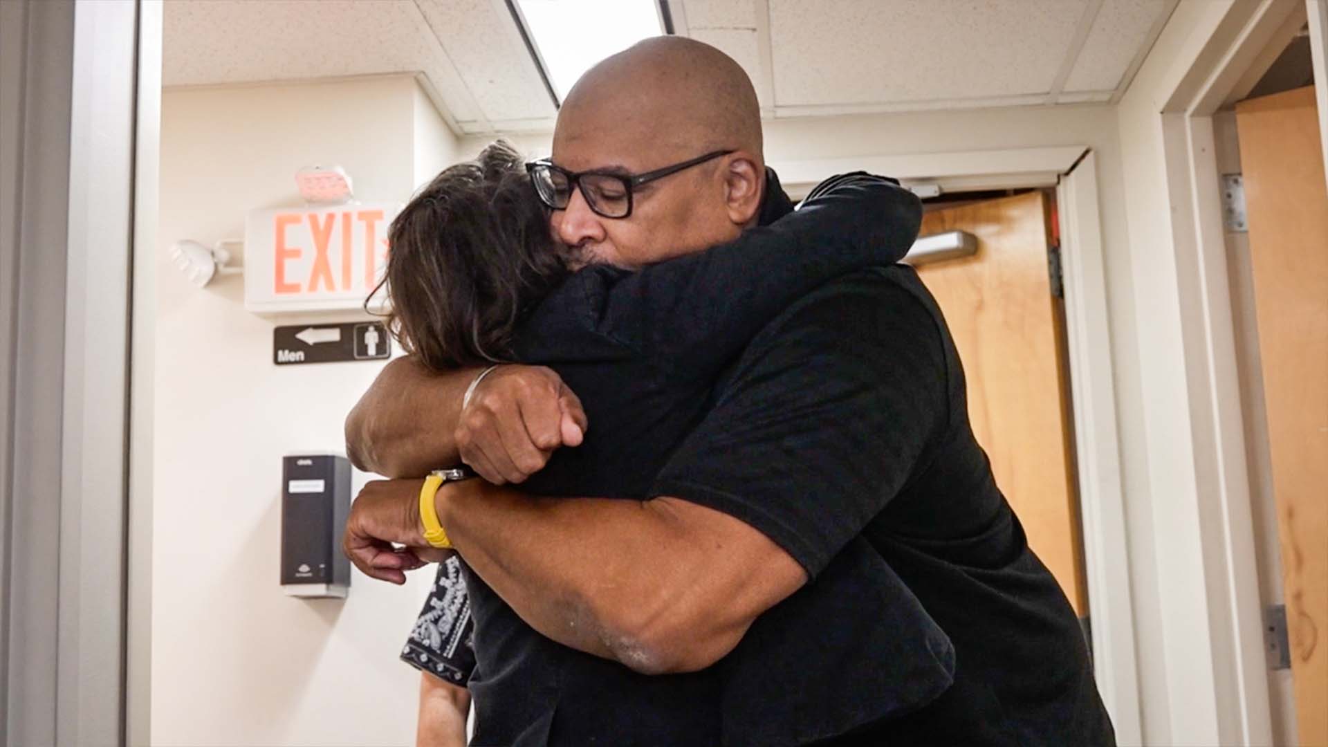 Philly man uplifts world with hugs in memory of friend lost on 9/11