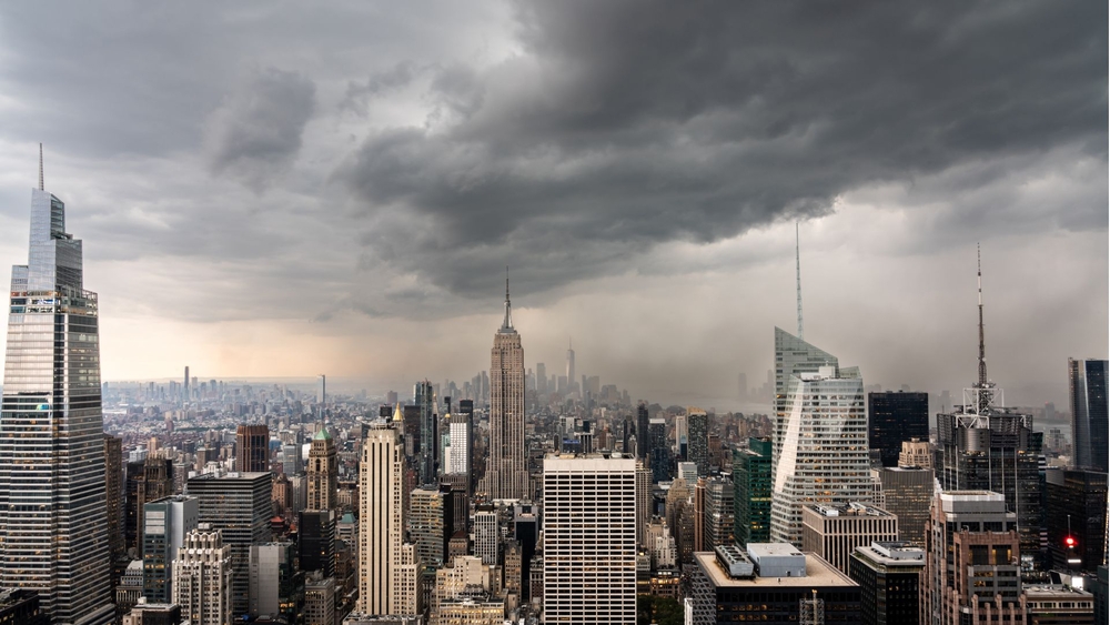 Queens neighborhoods prepare for heavy downpours, flash flooding