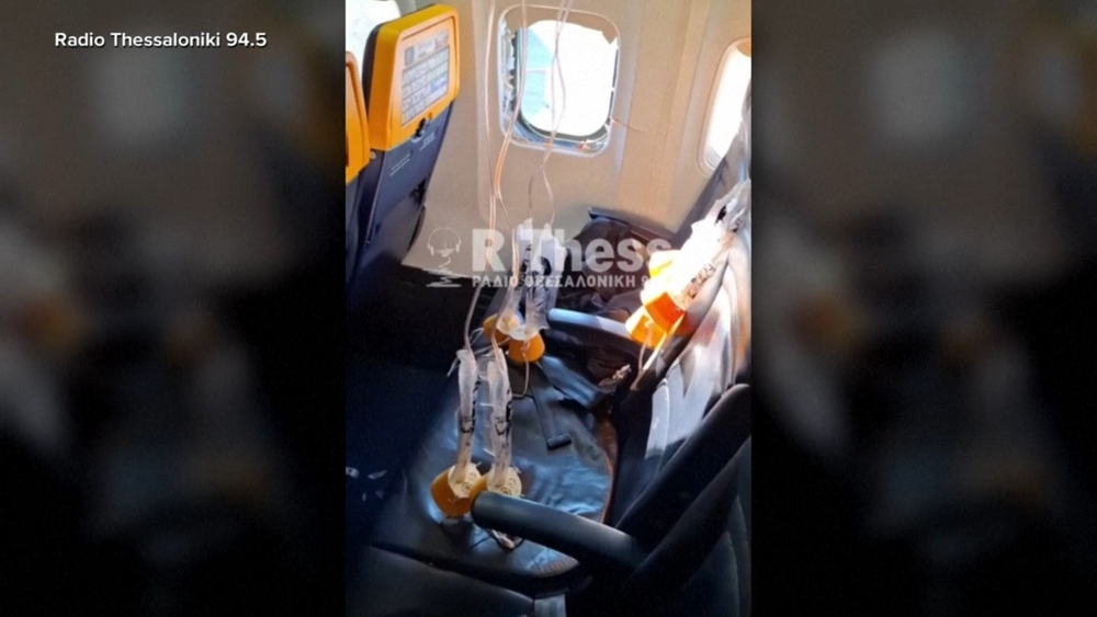 Ryanair CEO says passenger was not sucked out plane window