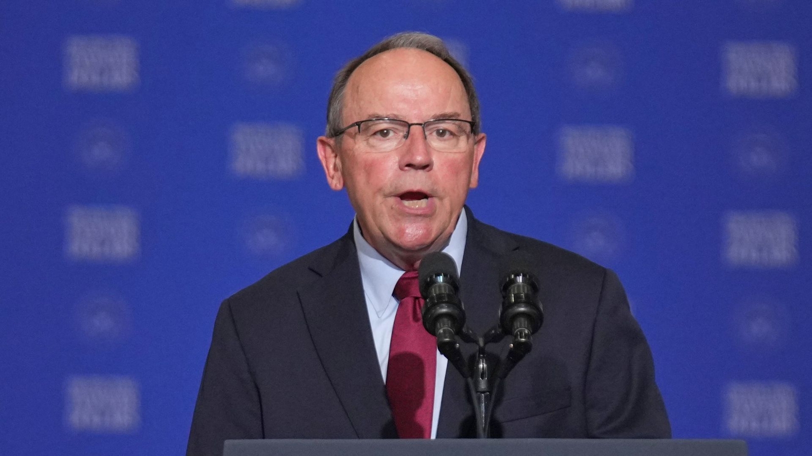 Wisconsin congressman swims to safety after plane makes emergency landing in a lake