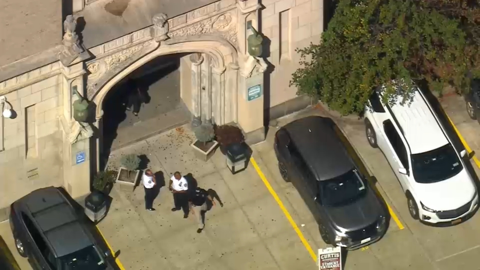 Loaded gun found in 18-year-old student's backpack at Staten Island high school