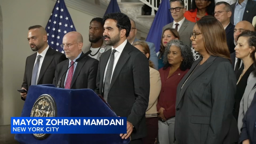Illinois among states suing to stop Trump green card, visa rule