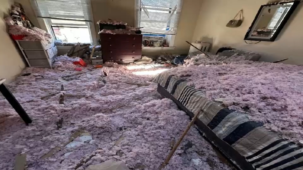 Tenants sue to seize apartment building after complaints of deplorable conditions