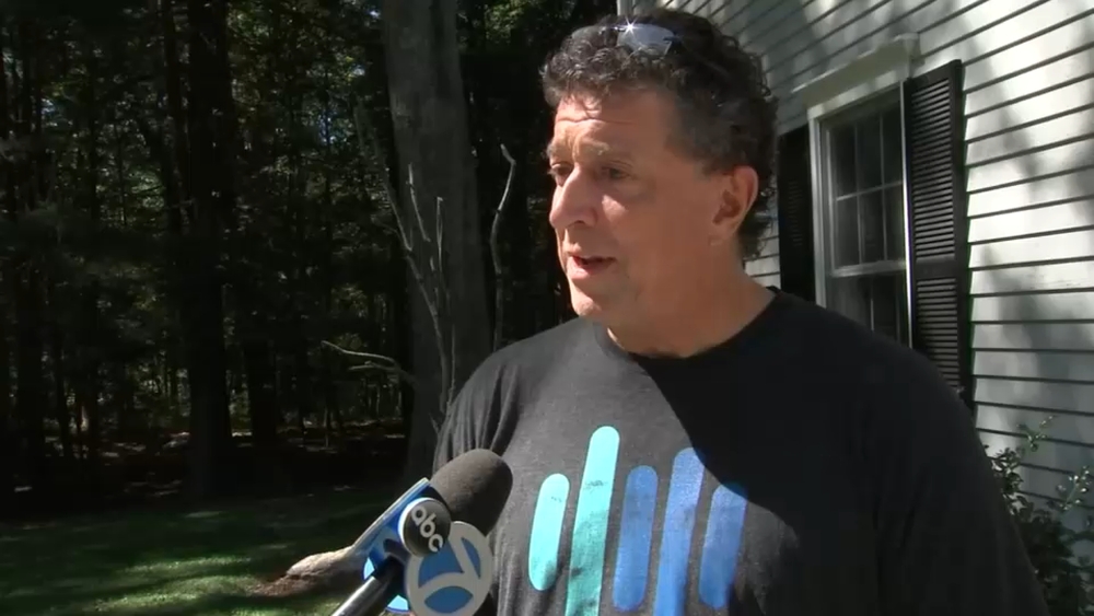Woman and 2 small dogs attacked by coyote in Connecticut