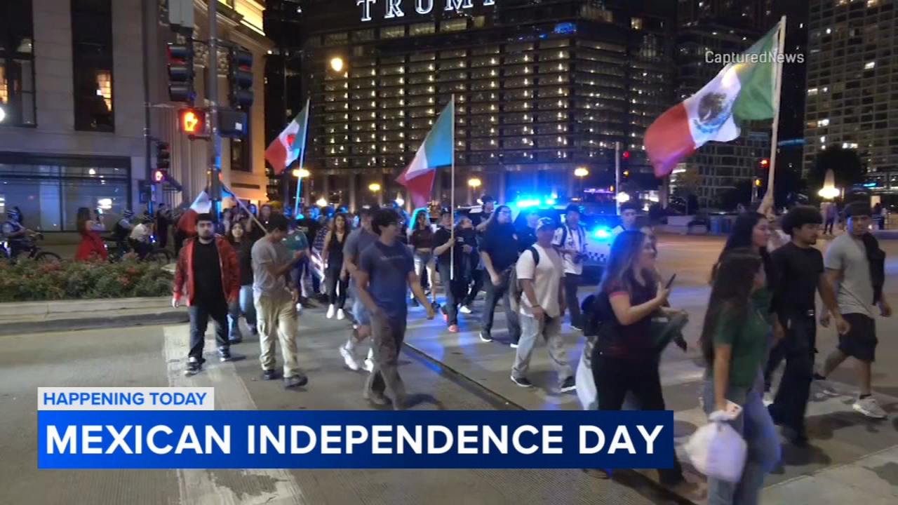 Overnight Mexican Independence Day celebrations in Chicago