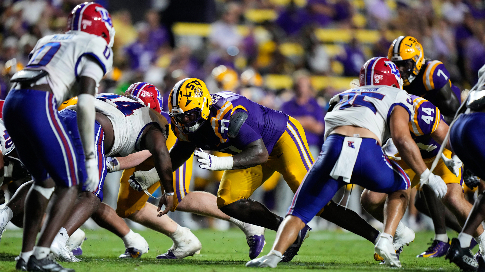 Senate takes first step to overhaul college sports system
