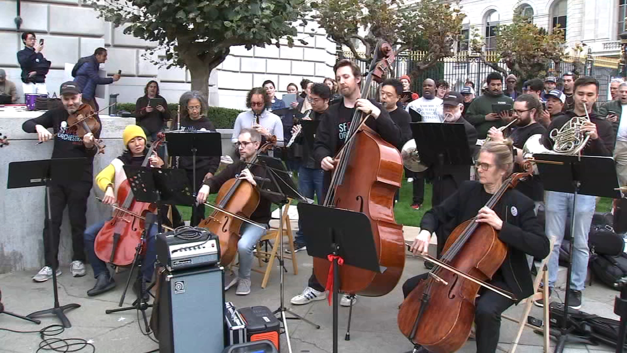SF Opera Orchestra musicians perform outside amid historic strike