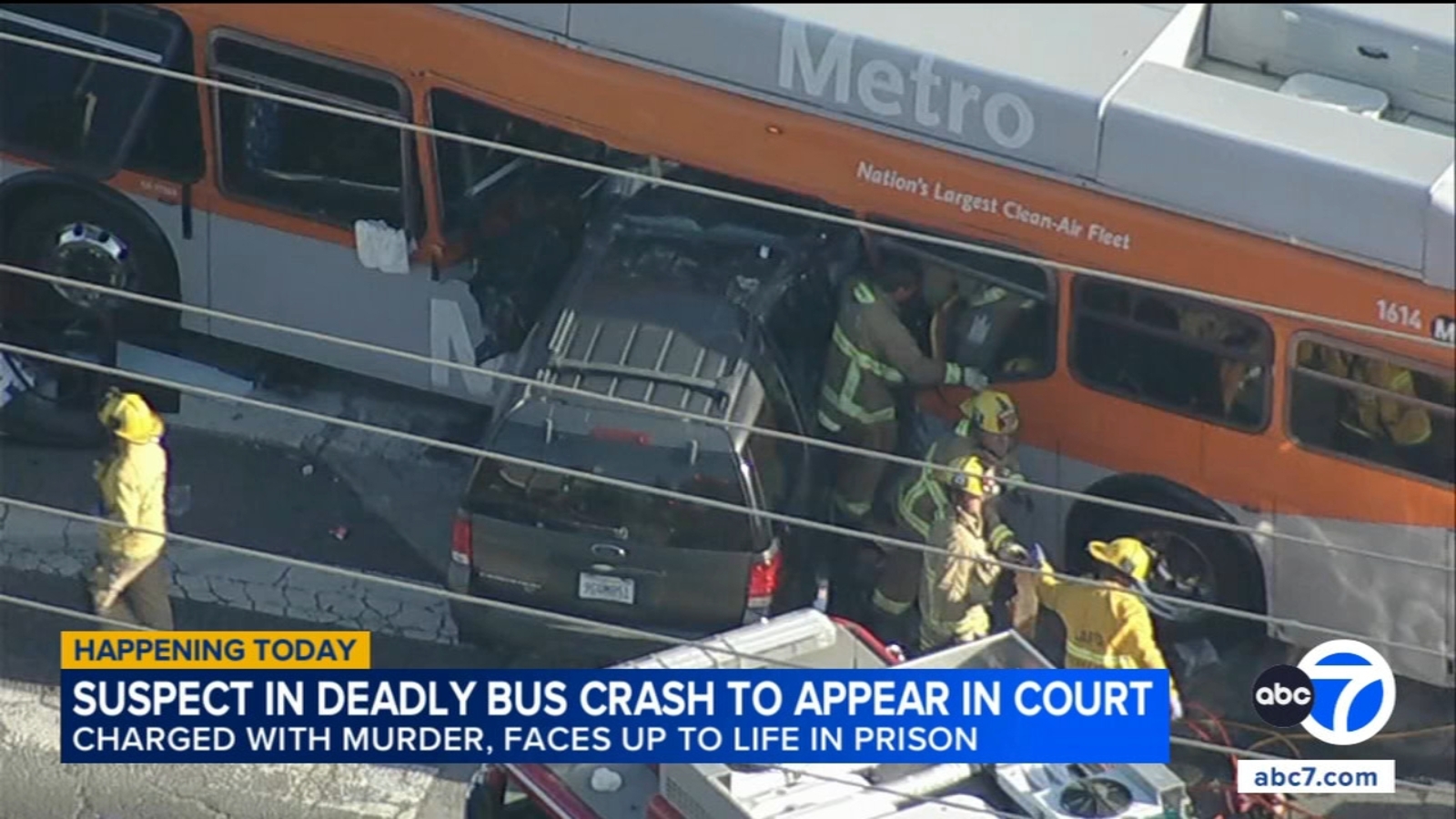 Suspect in deadly Metro bus crash due in court; charged with murder, faces up to life in prison
      