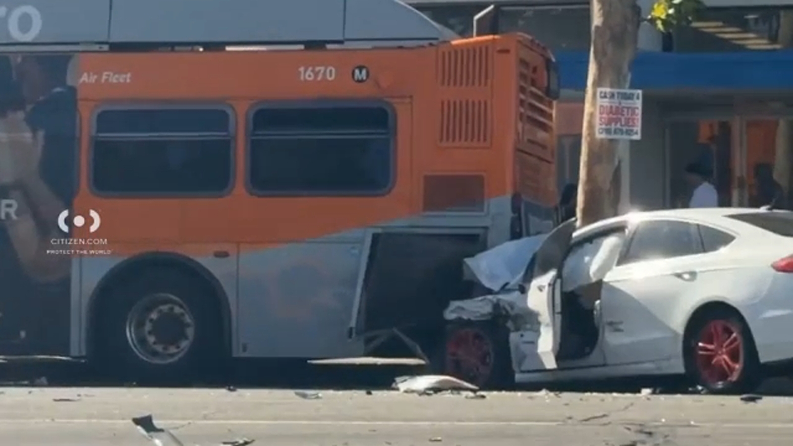 5 hospitalized after car slams into Metro bus in multi-vehicle crash in Reseda, officials say 5 hospitalized after car slams into Metro bus in multi-vehicle crash in Reseda, officials say